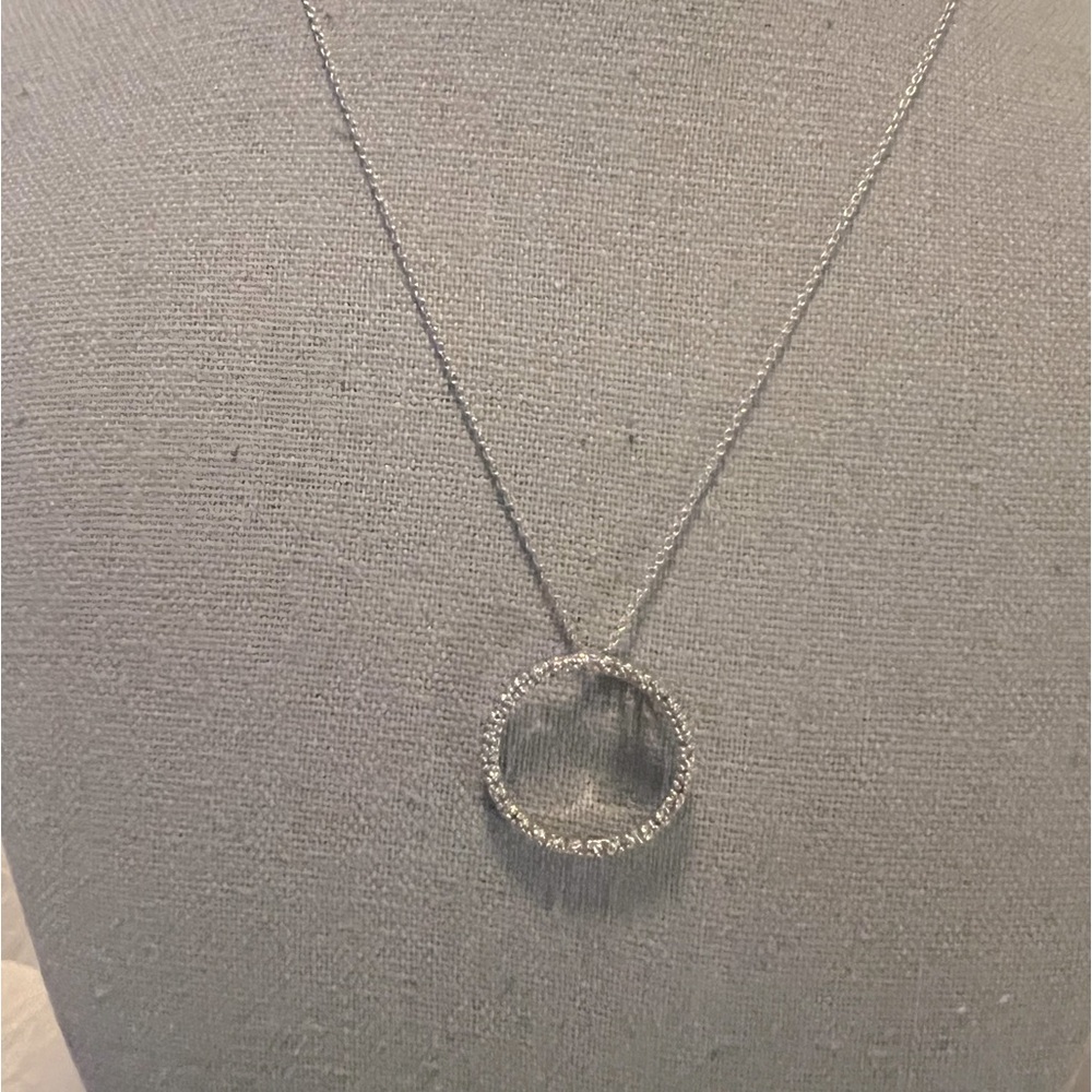 Firm***Elegant CW Genuine Diamond Silver Circle Pendant Eternity Necklace
